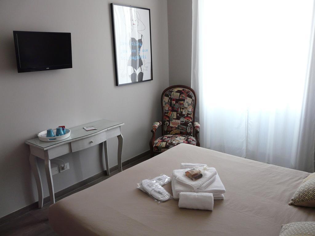 Li Rioni Bed & Breakfast Rome Exterior photo